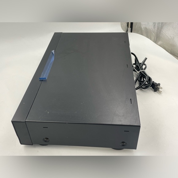 Sony CDP-211 Single Disc CD Compact Disc Player - Picture 4 of 6